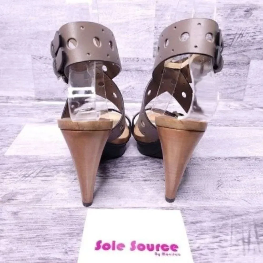 Tod's Cut Out Buckle Strap Leather Heeled Sandal Gray sz 35 Women's sz 5 - Picture 5 of 7